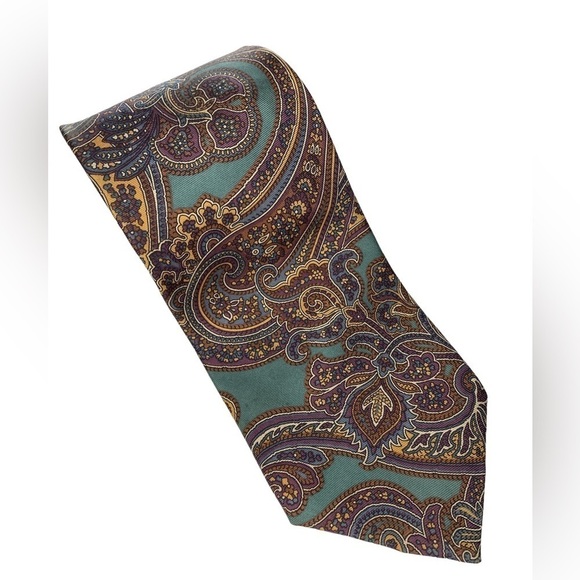 Christian Dior silk tie luxury wardrobe essential for office or dinner out - Picture 1 of 7